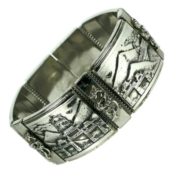 Whiting and Davis 1950's panel bracelet